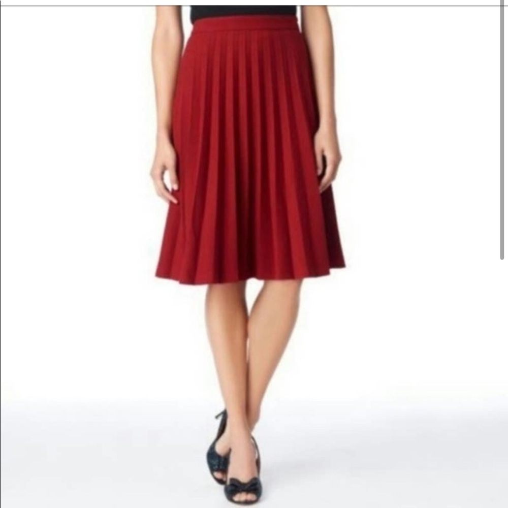 Kate spade deep red pleated skirt